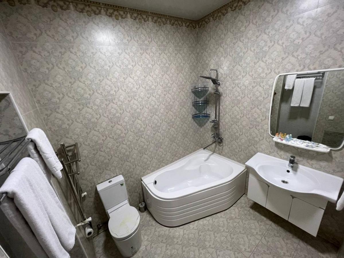 Alisher Hotel By Shosh Tashkent Ngoại thất bức ảnh