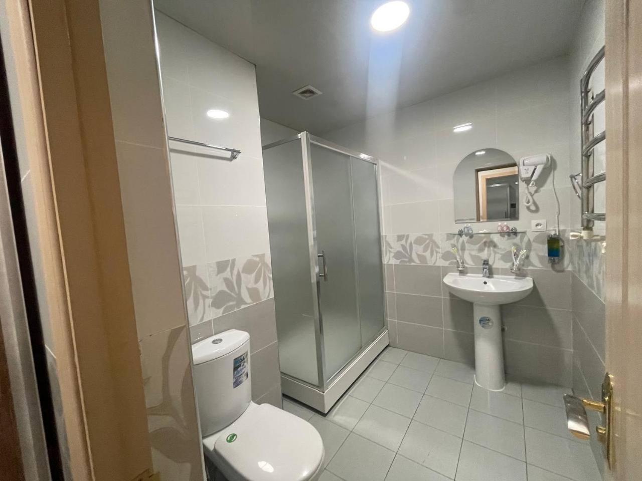 Alisher Hotel By Shosh Tashkent Ngoại thất bức ảnh