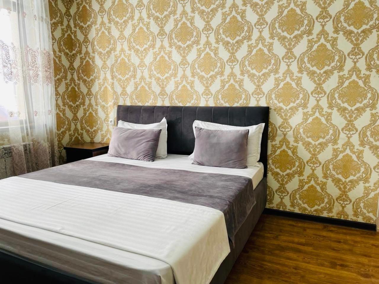 Alisher Hotel By Shosh Tashkent Ngoại thất bức ảnh